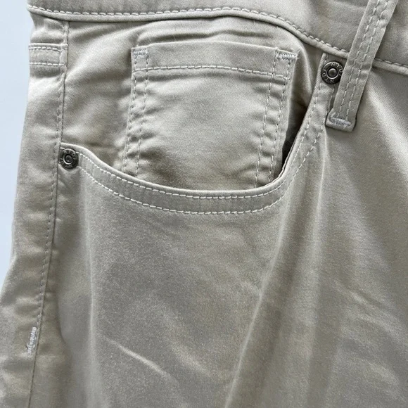 NYDJ Sheri Slim in Feather- Size 14 NWT - Picture 12 of 13